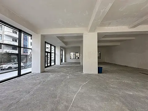 Kirayə verilir obyekt 350 m²