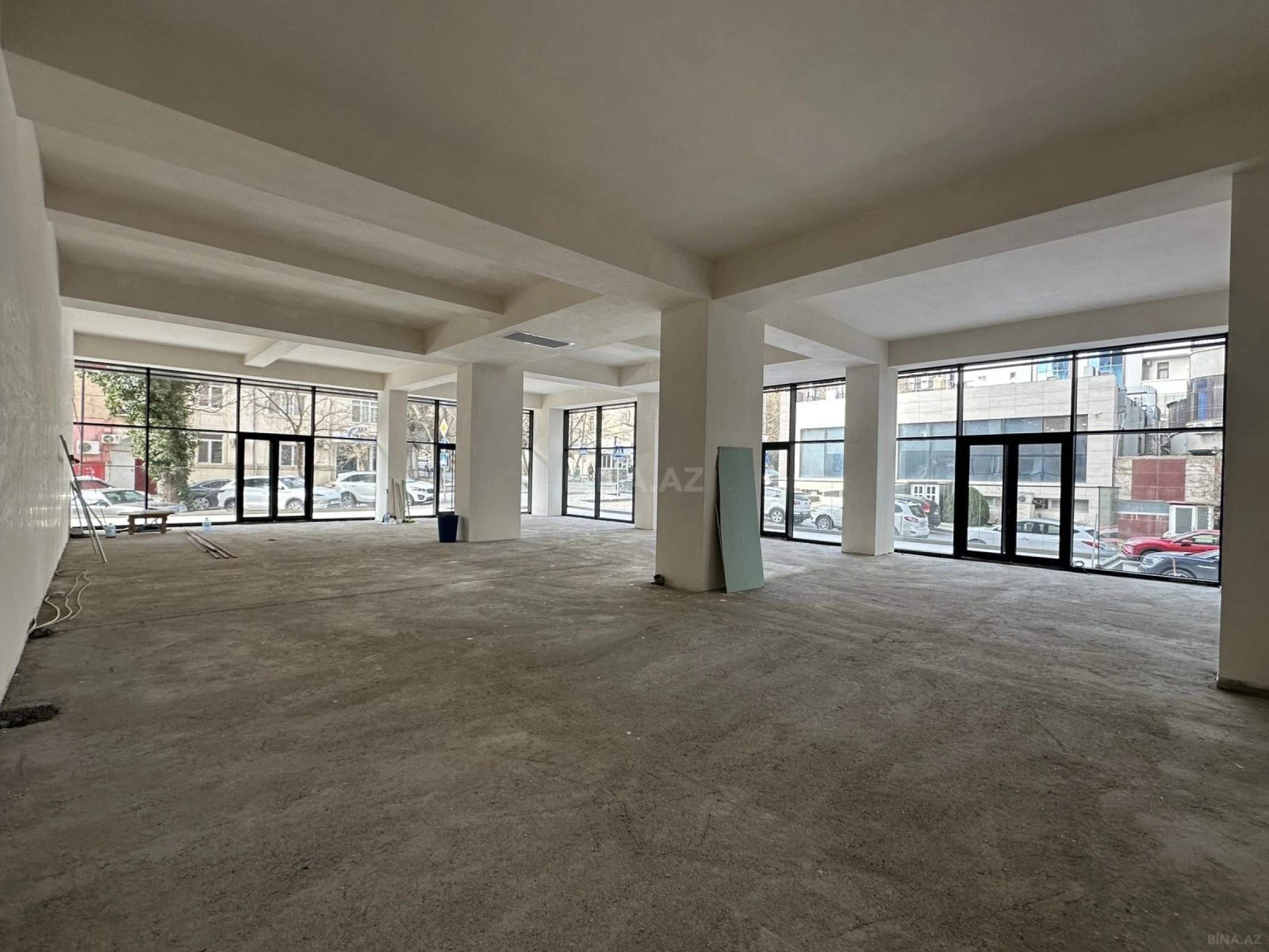 Kirayə verilir obyekt 350 m²