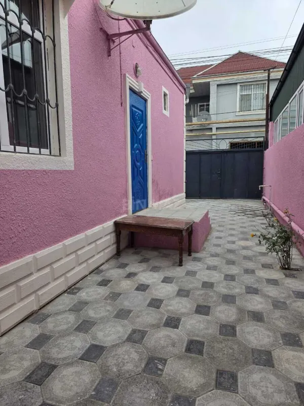 Satılır 2 otaqlı həyət evi 65 m²