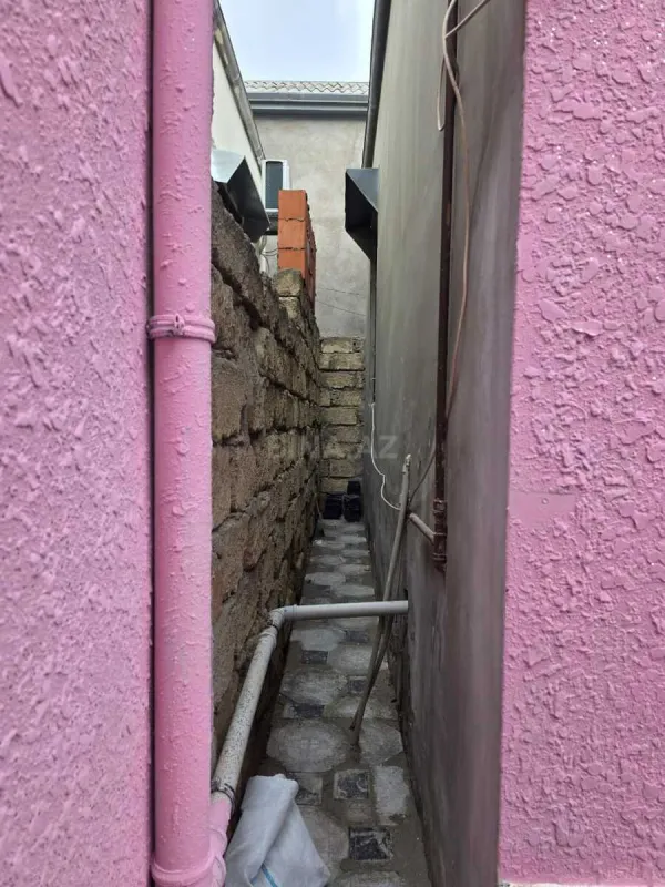 Satılır 2 otaqlı həyət evi 65 m²