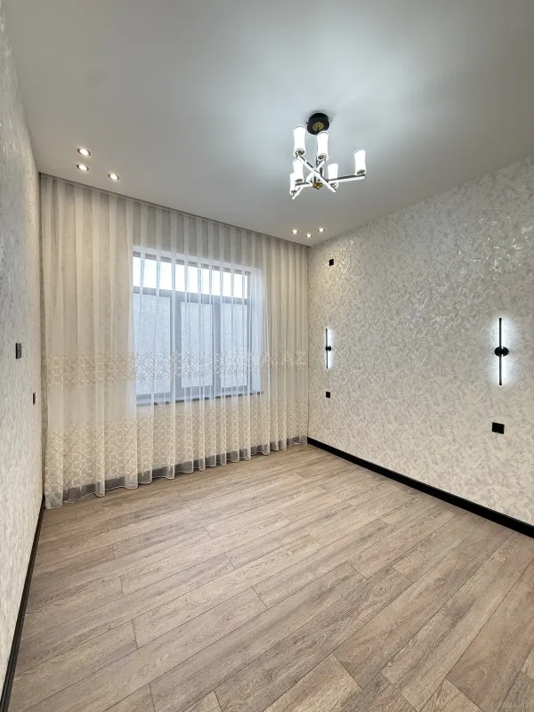 Satılır 4 otaqlı həyət evi 160 m²