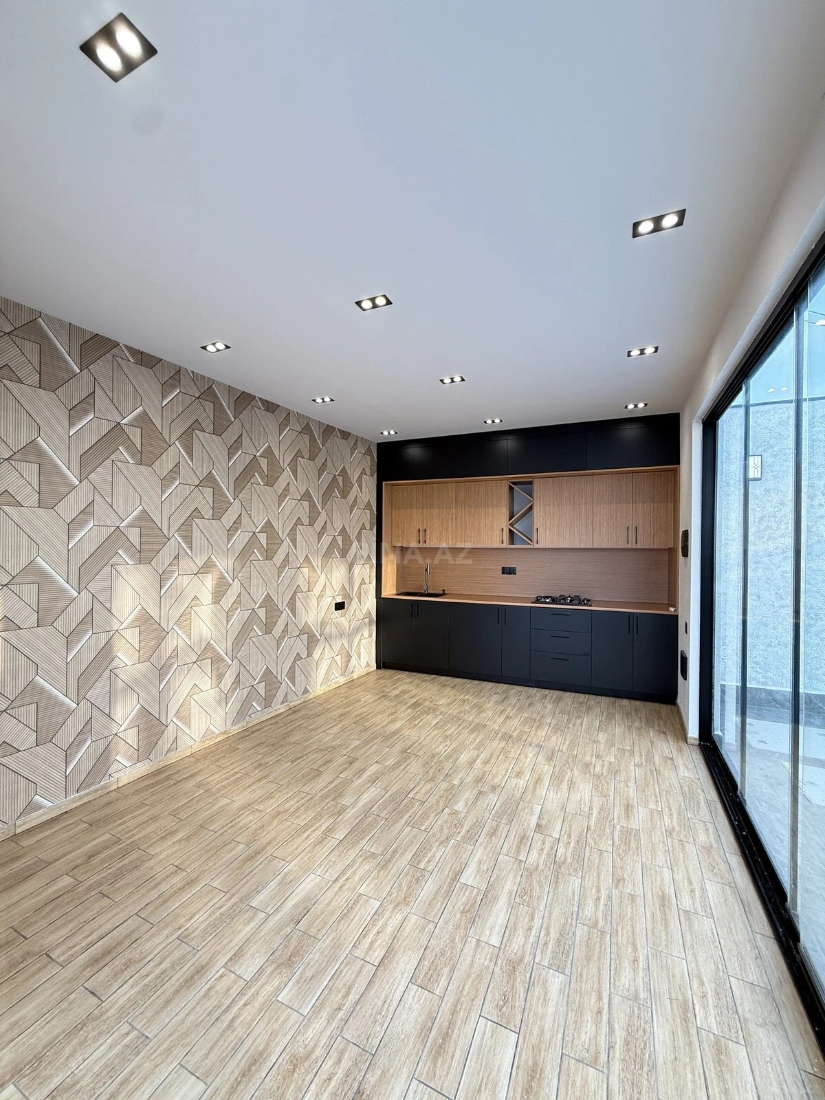 Satılır 4 otaqlı həyət evi 160 m²