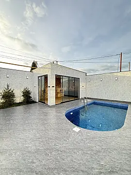 Satılır 4 otaqlı həyət evi 160 m²