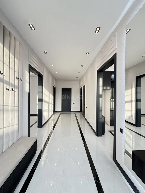 Satılır 4 otaqlı həyət evi 160 m²