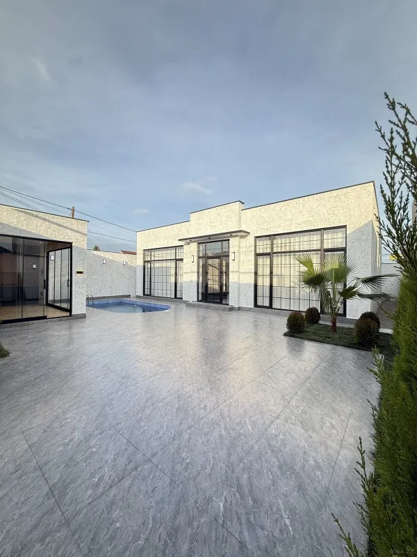 Satılır 4 otaqlı həyət evi 160 m²
