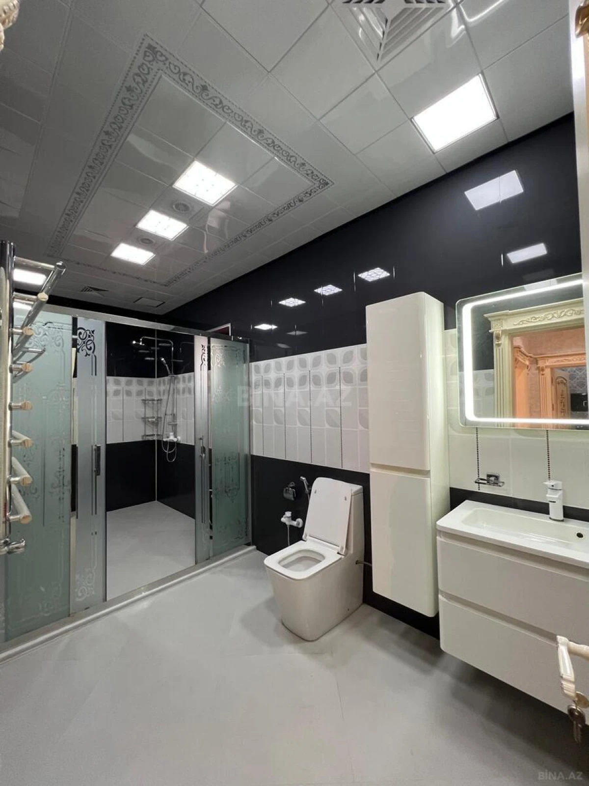 Satılır 7 otaqlı həyət evi 285 m²