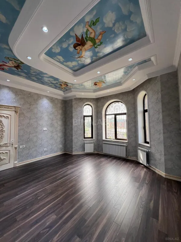 Satılır 7 otaqlı həyət evi 285 m²