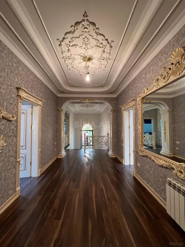 Satılır 7 otaqlı həyət evi 285 m²
