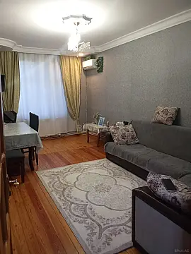 Satılır 3 otaqlı mənzil 50 m²