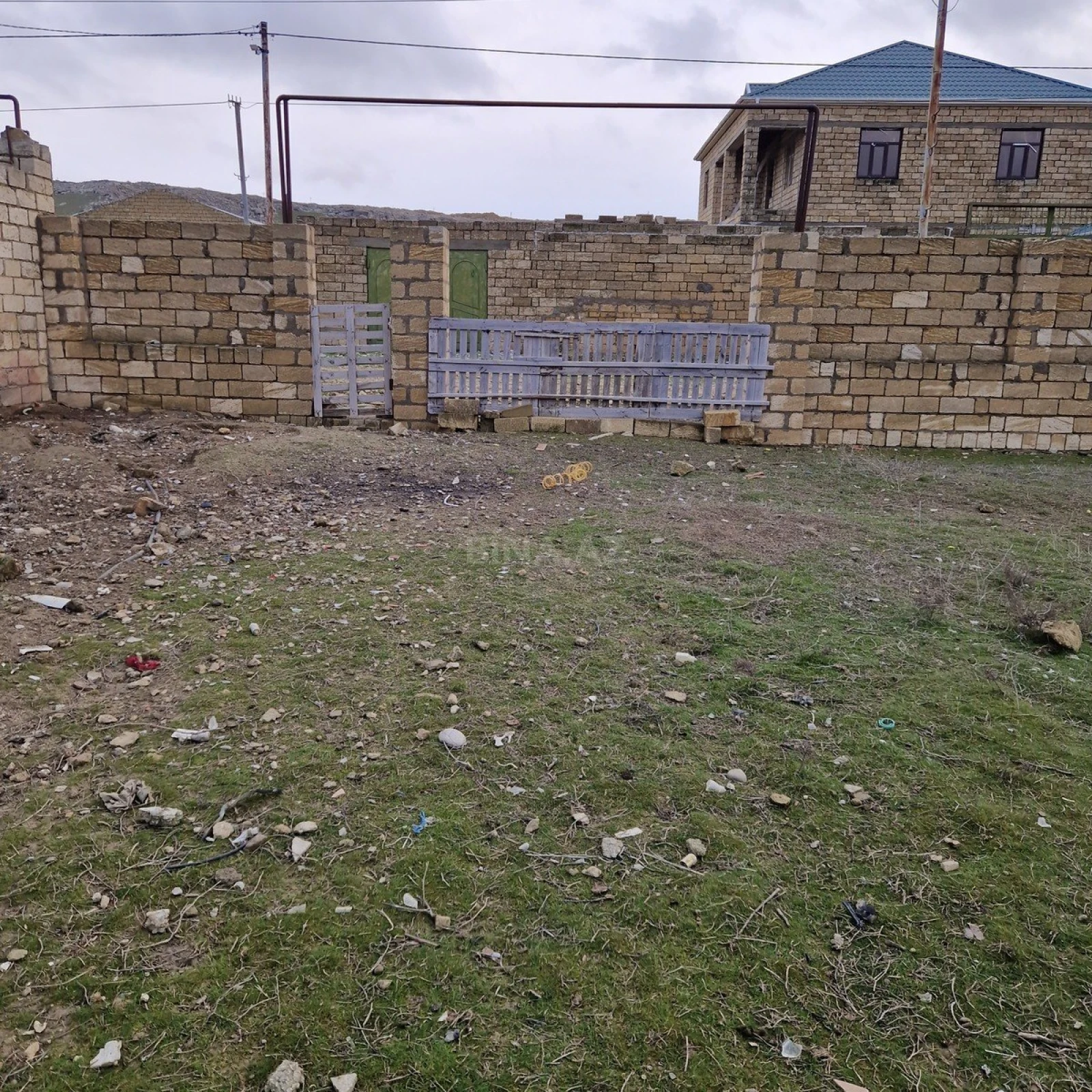 Satılır torpaq sahəsi 10 m²