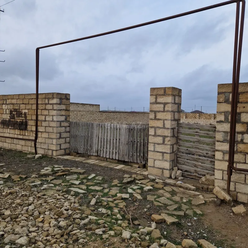 Satılır torpaq sahəsi 10 m²