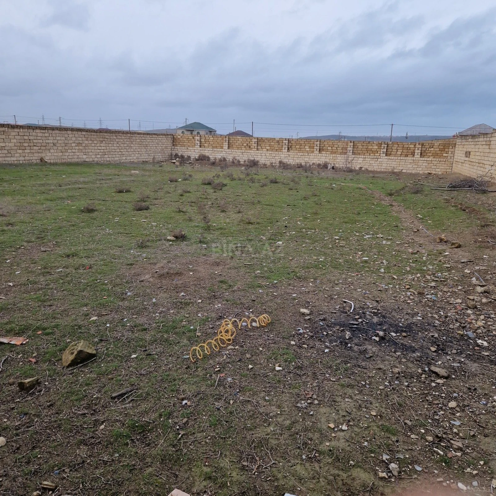 Satılır torpaq sahəsi 10 m²