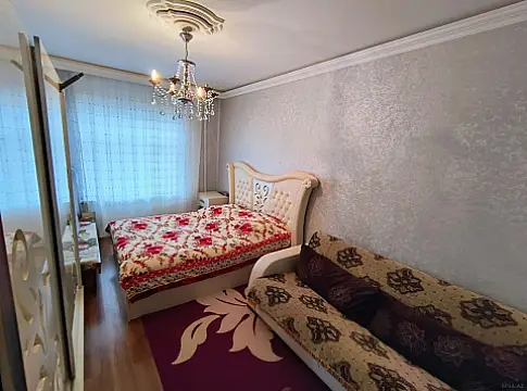 Satılır 4 otaqlı mənzil 90 m²