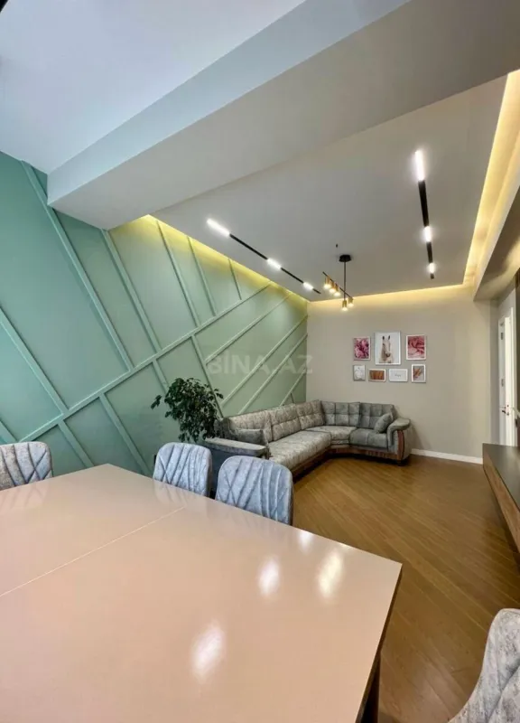 Kirayə verilir 2 otaqlı mənzil 80 m²