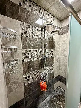 Satılır 3 otaqlı mənzil 110 m²