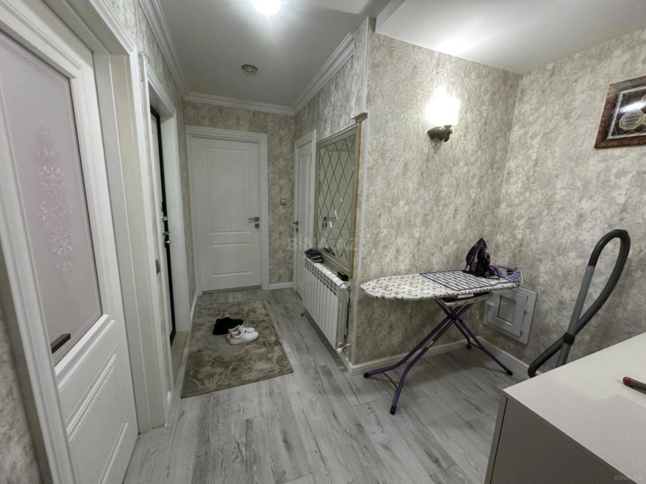 Satılır 2 otaqlı mənzil 65 m²