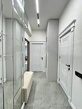 Satılır 2 otaqlı mənzil 67 m²