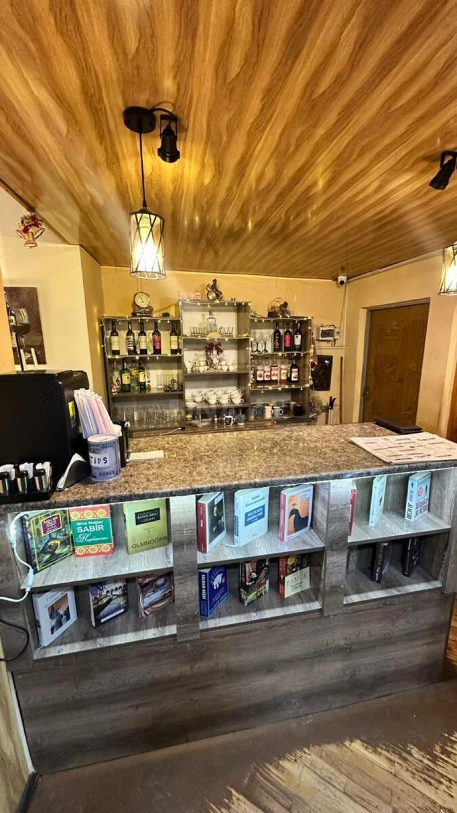 Kirayə verilir obyekt 120 m²