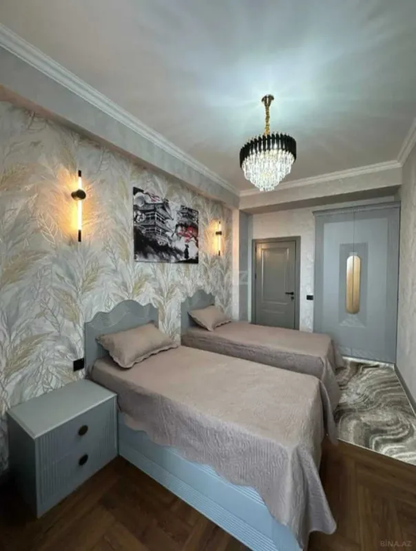 Satılır 3 otaqlı mənzil 127.5 m²