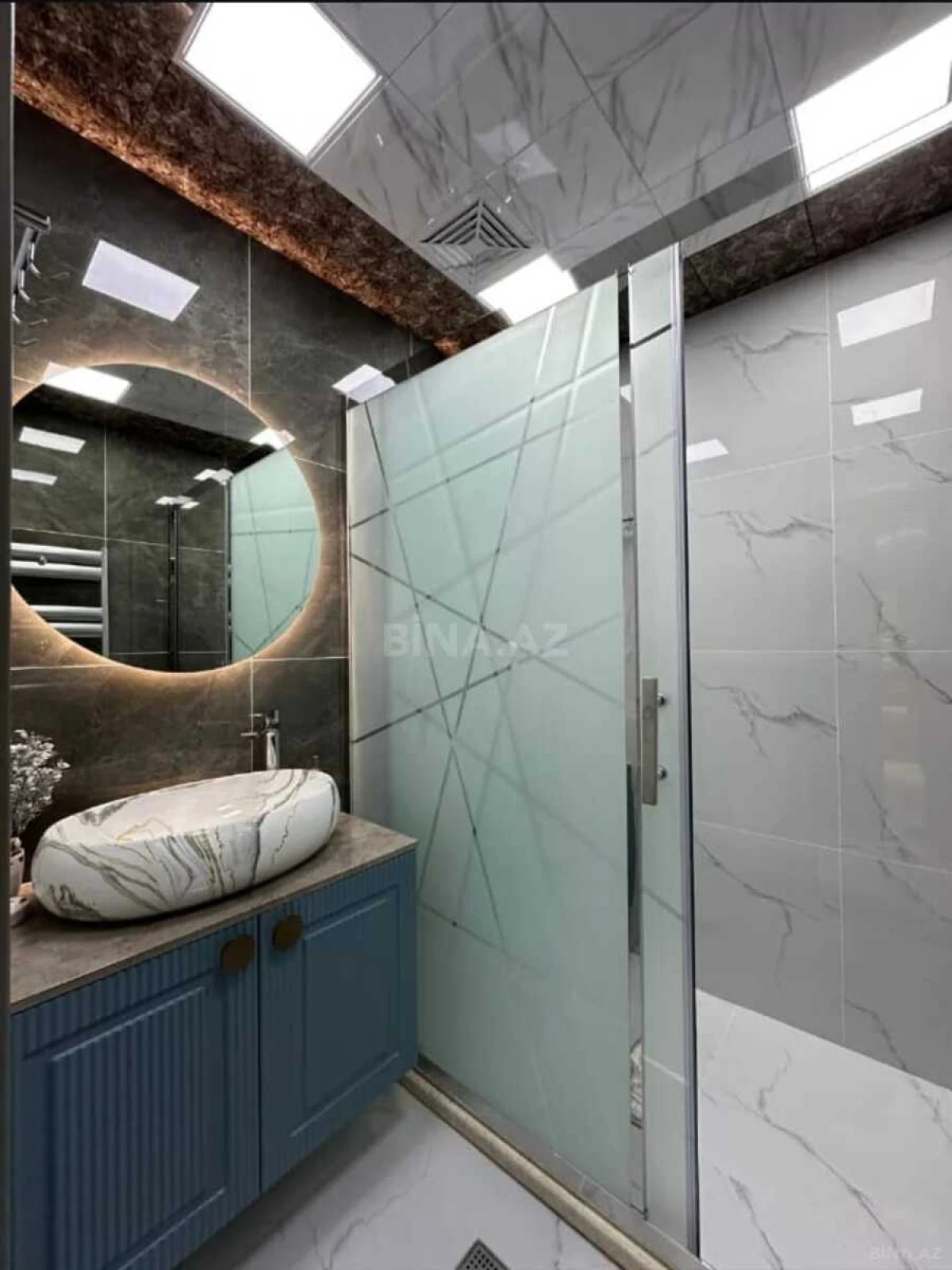 Satılır 3 otaqlı mənzil 127.5 m²