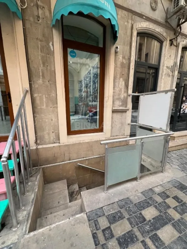 Kirayə verilir obyekt 170 m²