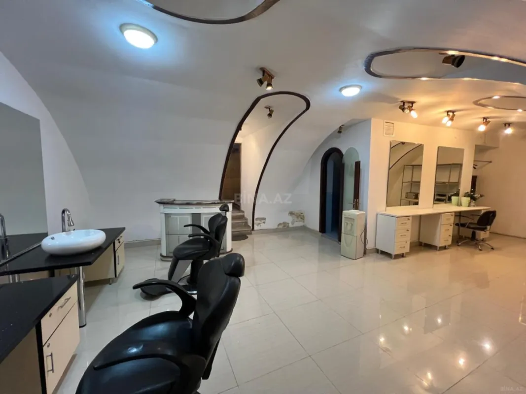 Kirayə verilir obyekt 170 m²