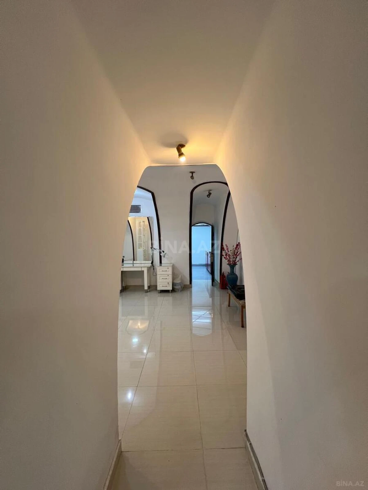 Kirayə verilir obyekt 170 m²