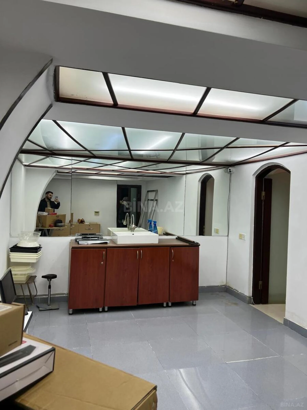 Kirayə verilir obyekt 170 m²