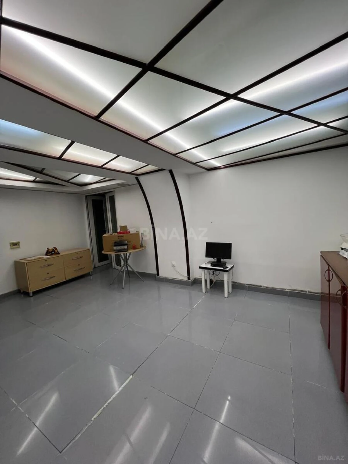 Kirayə verilir obyekt 170 m²