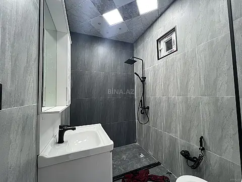 Satılır 5 otaqlı həyət evi 150 m²