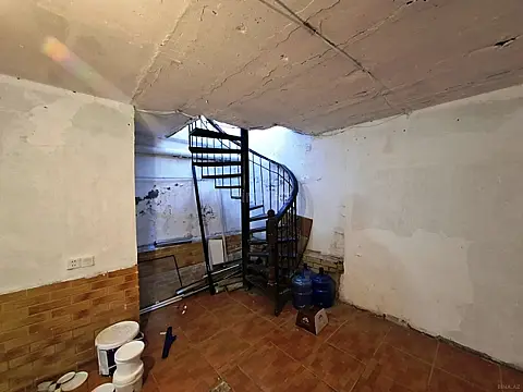 Kirayə verilir obyekt 100 m²