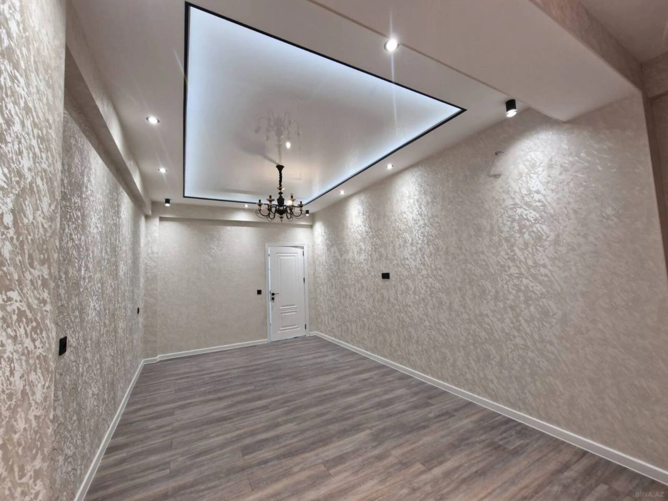 Satılır 2 otaqlı mənzil 60 m²