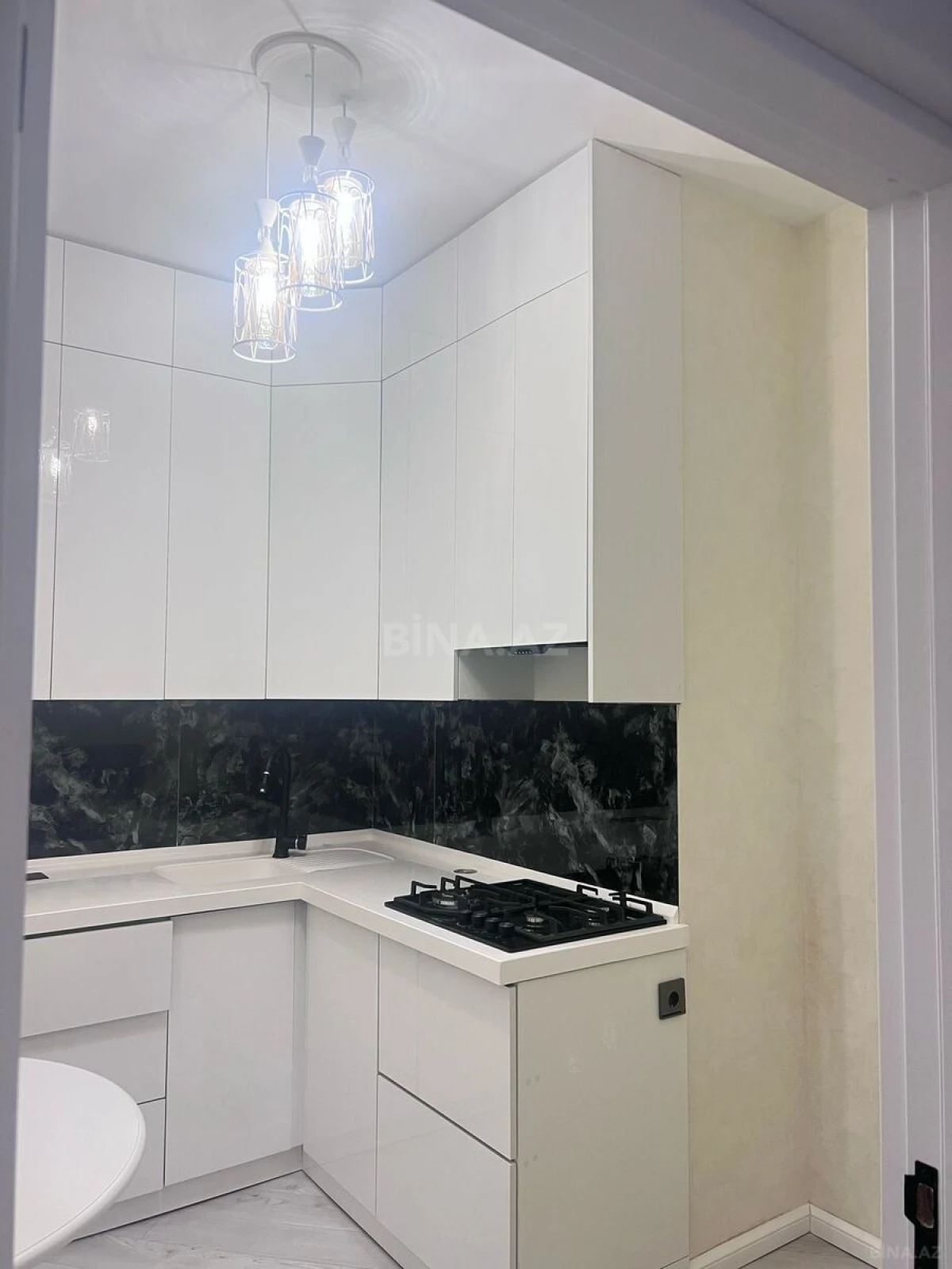 Satılır 3 otaqlı mənzil 81 m²
