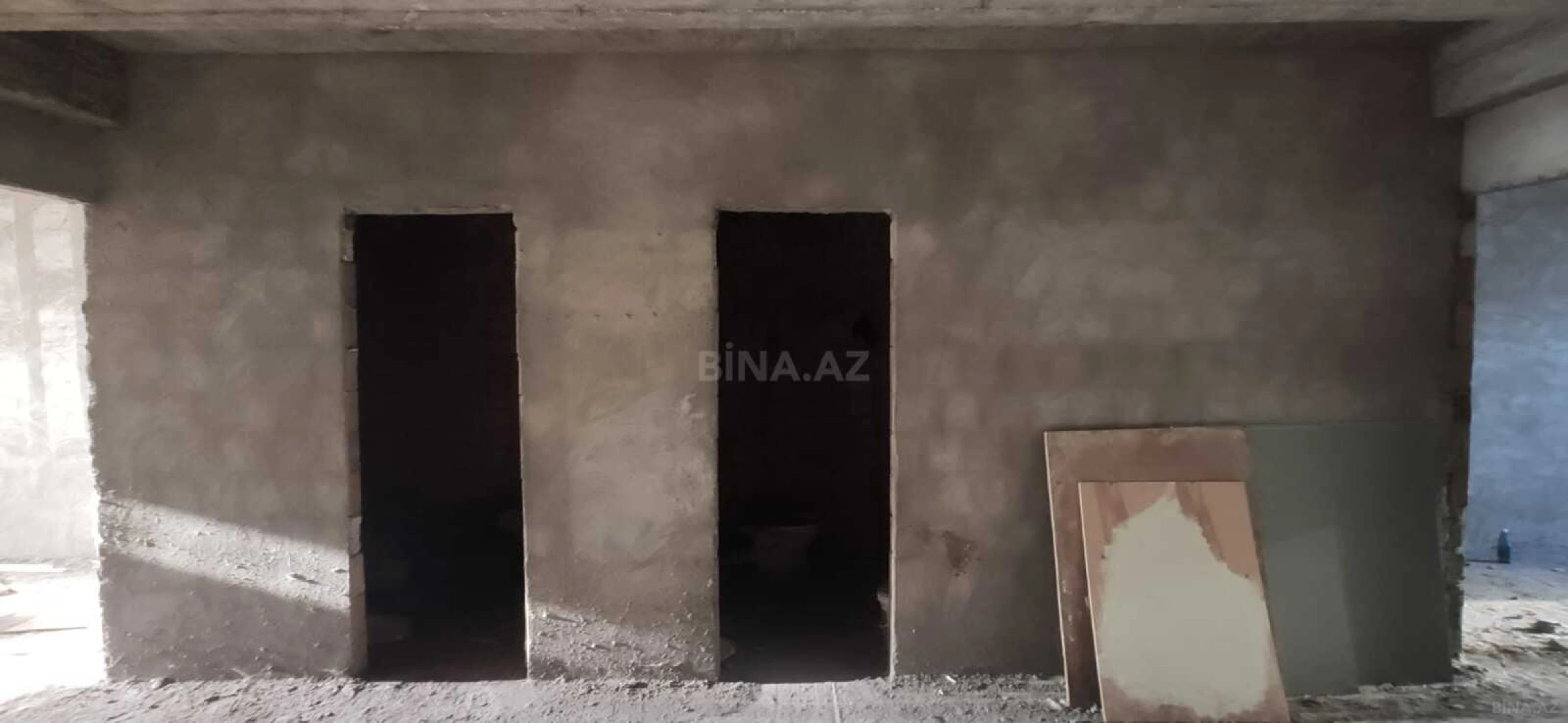 Satılır 4 otaqlı mənzil 150 m²