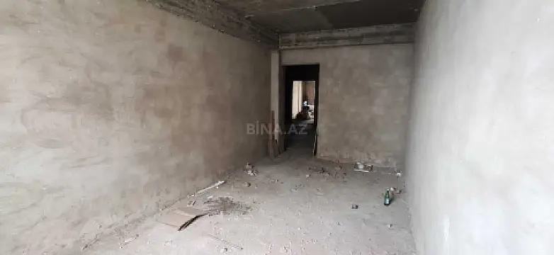 Satılır 4 otaqlı mənzil 150 m²