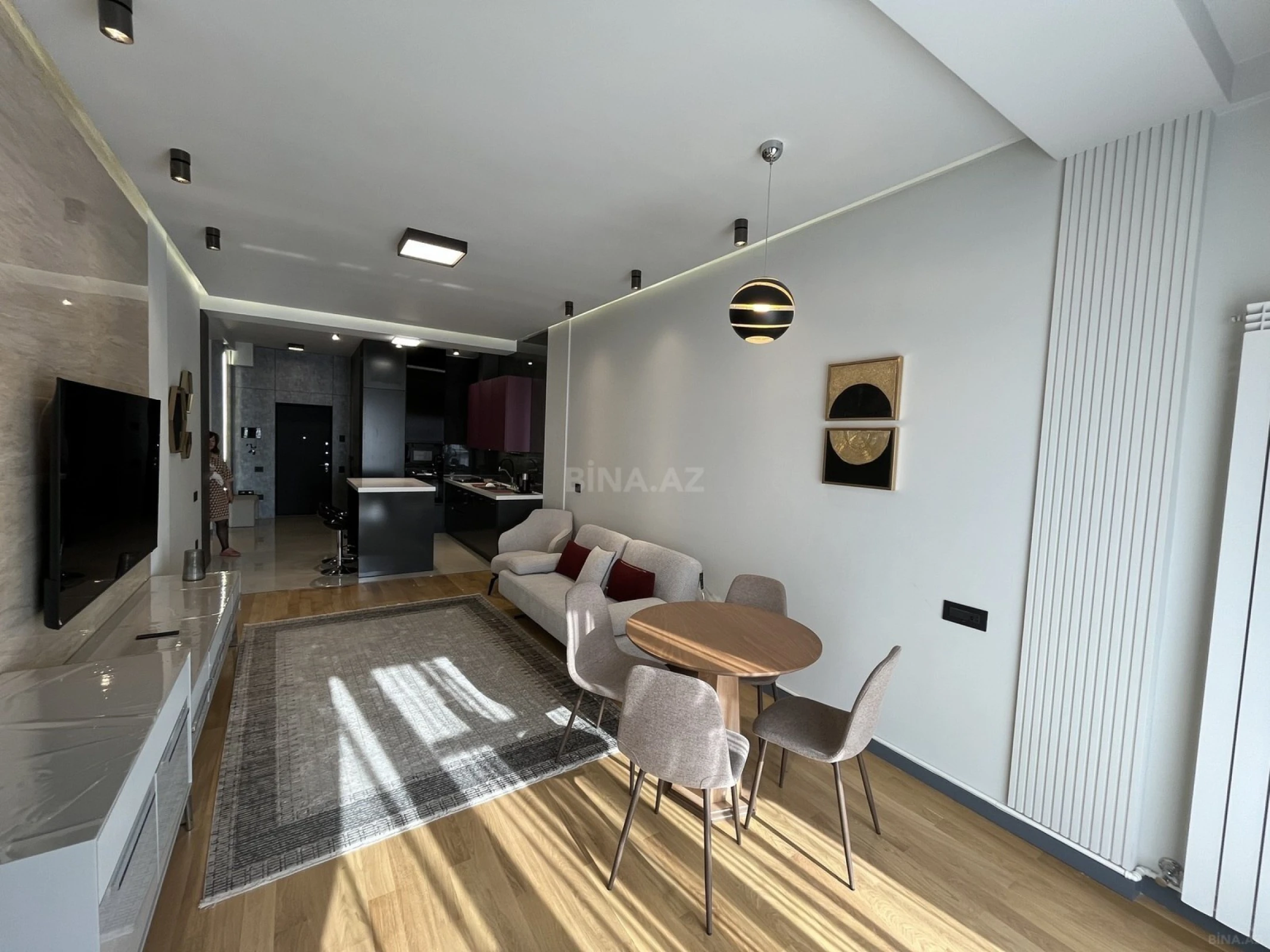 Kirayə verilir 2 otaqlı mənzil 80 m²