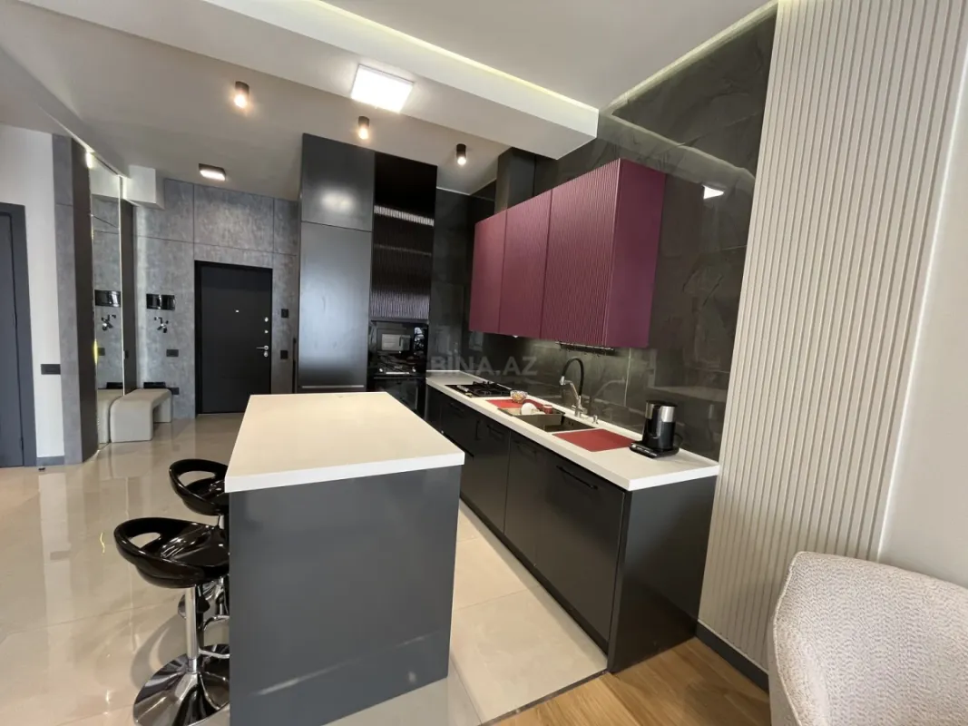 Kirayə verilir 2 otaqlı mənzil 80 m²