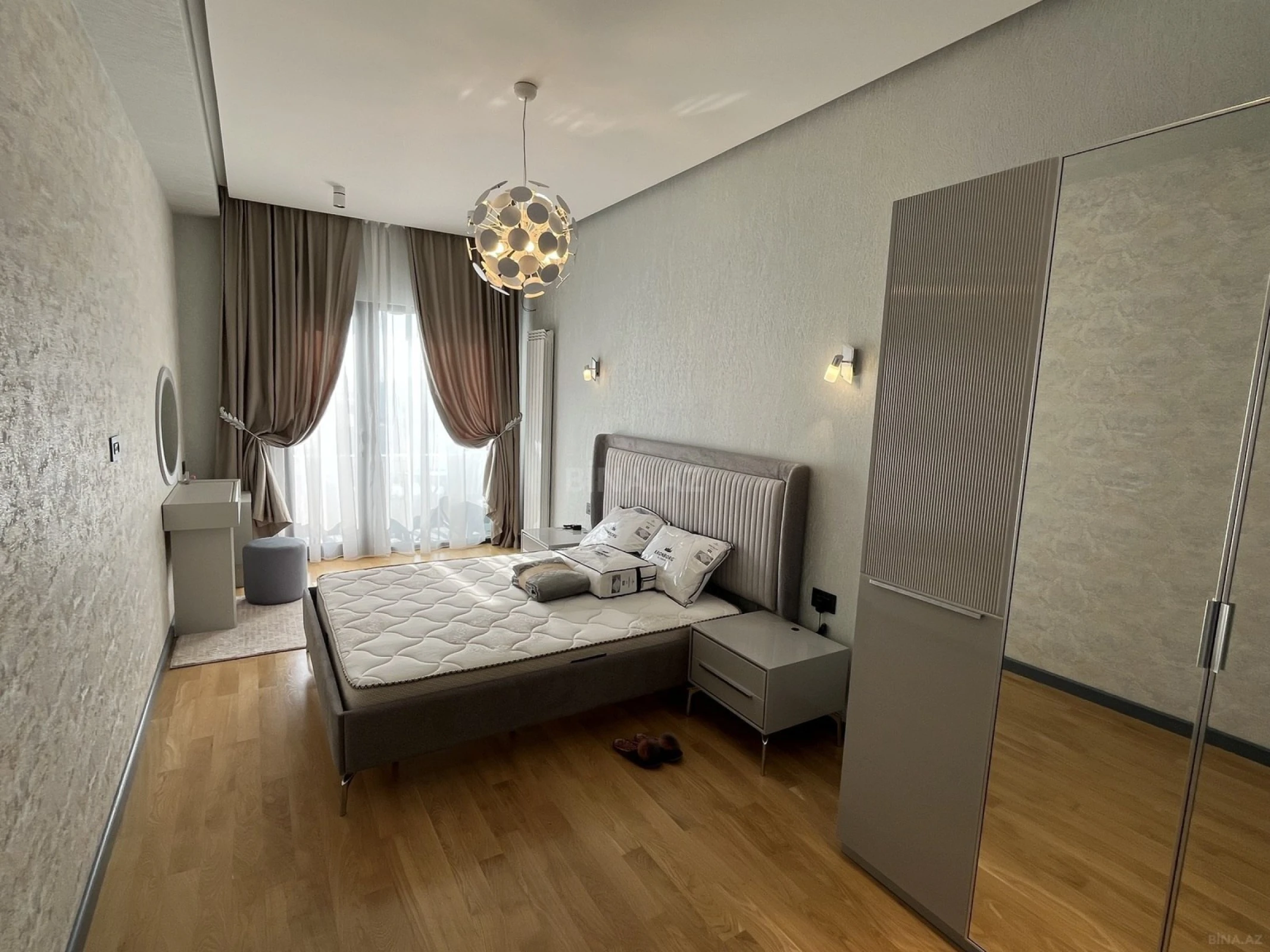 Kirayə verilir 2 otaqlı mənzil 80 m²