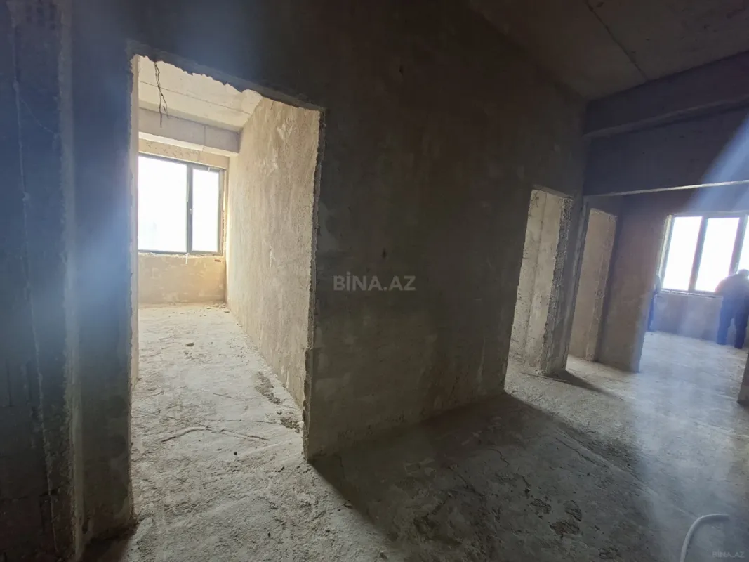 Satılır 3 otaqlı mənzil 96 m²