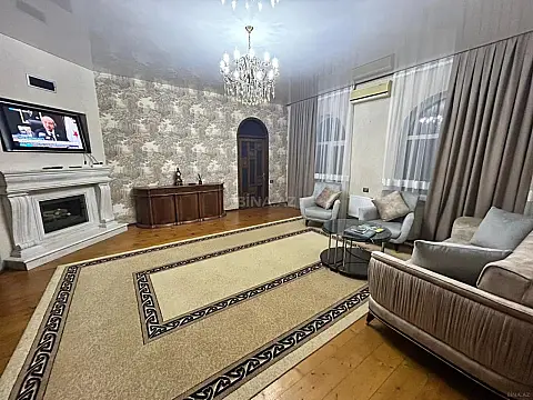 Kirayə verilir 5 otaqlı həyət evi 300 m²