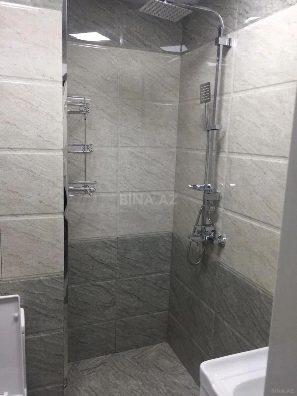 Satılır 2 otaqlı mənzil 60 m²