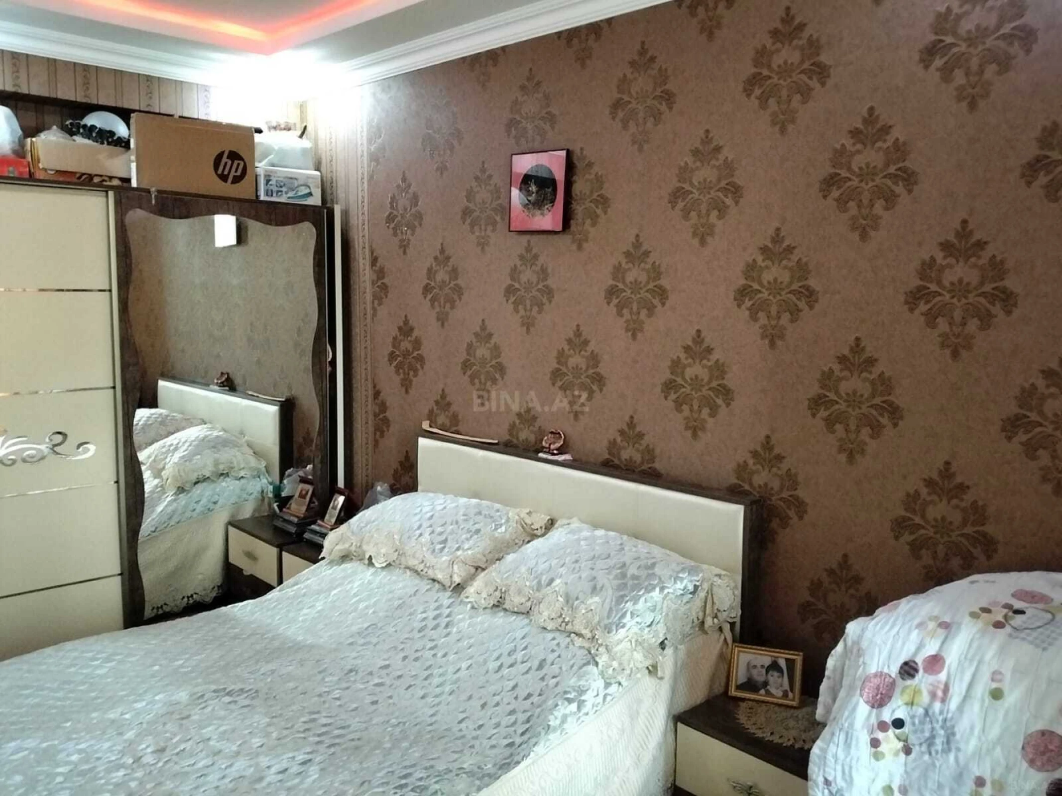 Satılır 4 otaqlı mənzil 145 m²
