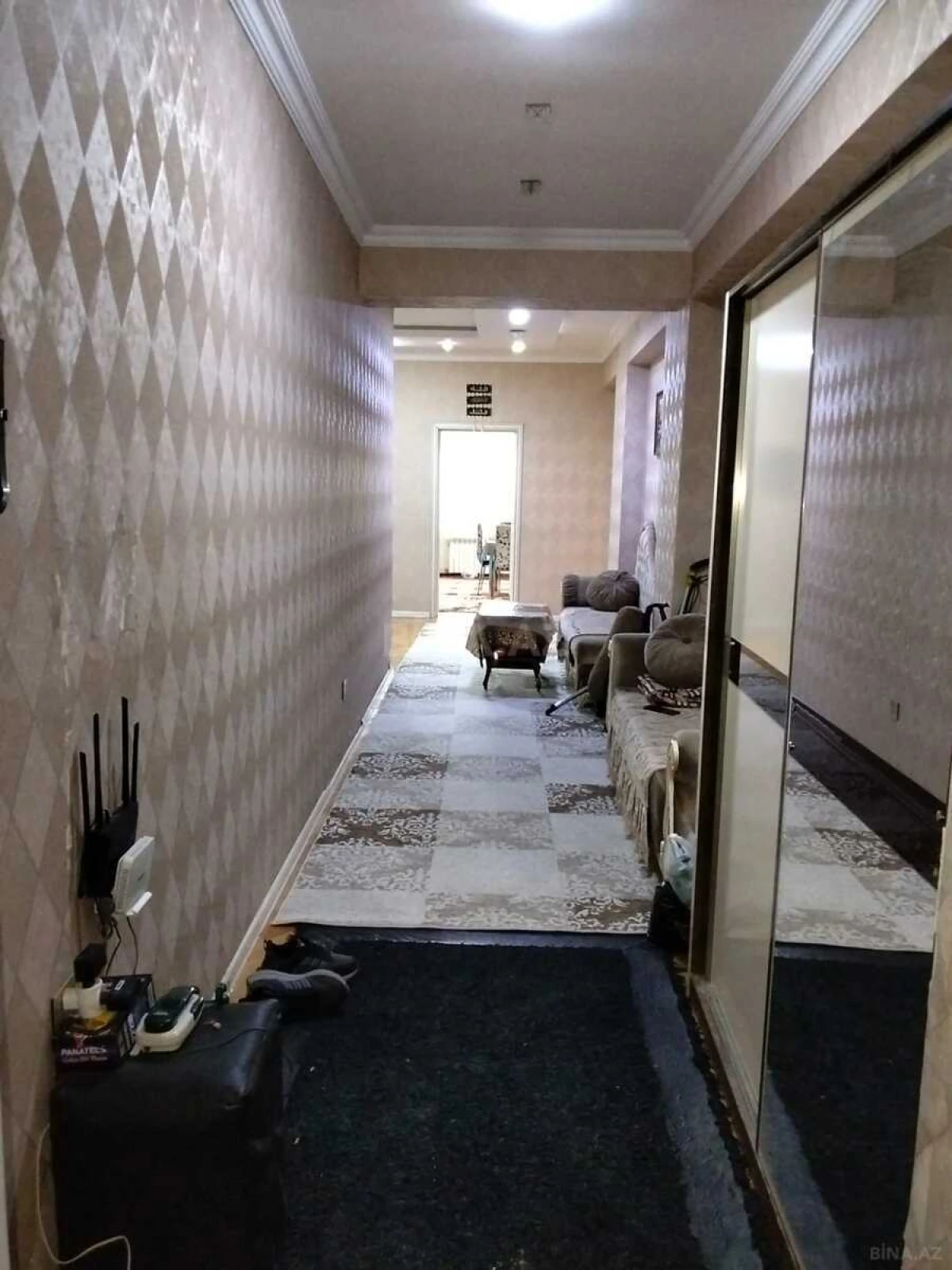 Satılır 4 otaqlı mənzil 145 m²