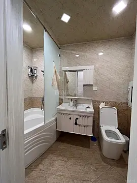 Satılır 2 otaqlı mənzil 70 m²