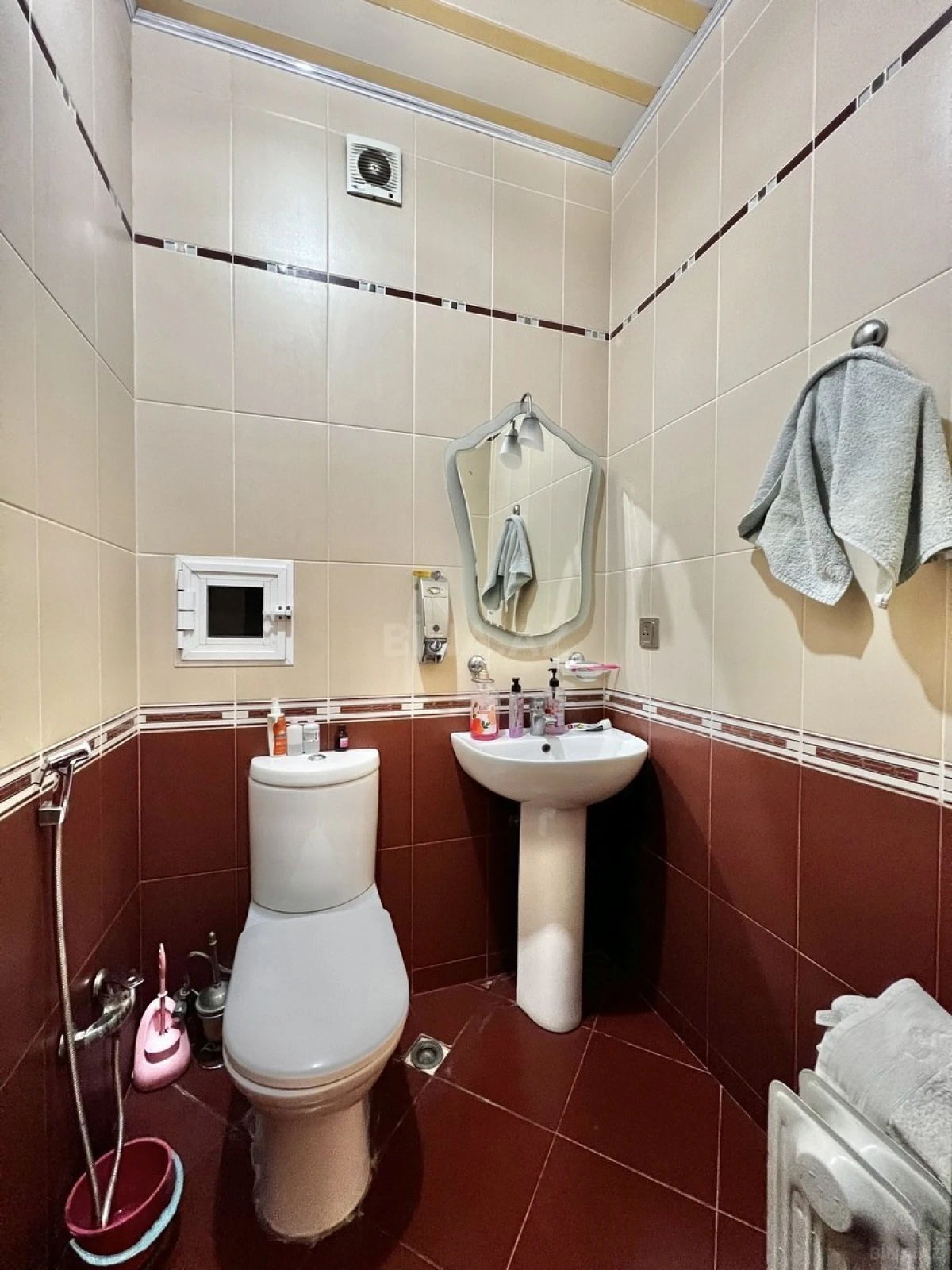 Satılır 3 otaqlı mənzil 152 m²