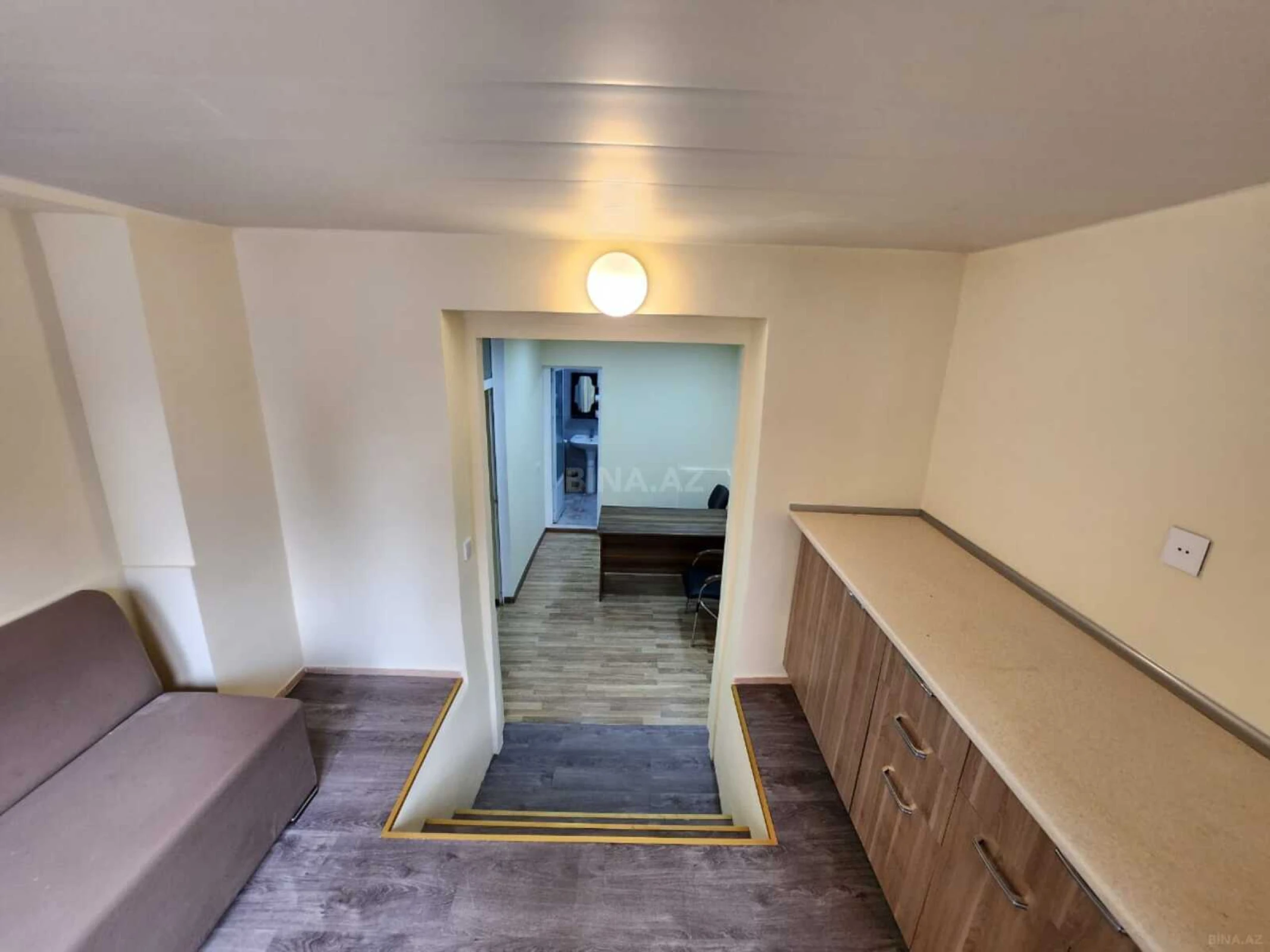 Kirayə verilir 2 otaqlı ofis 35 m²