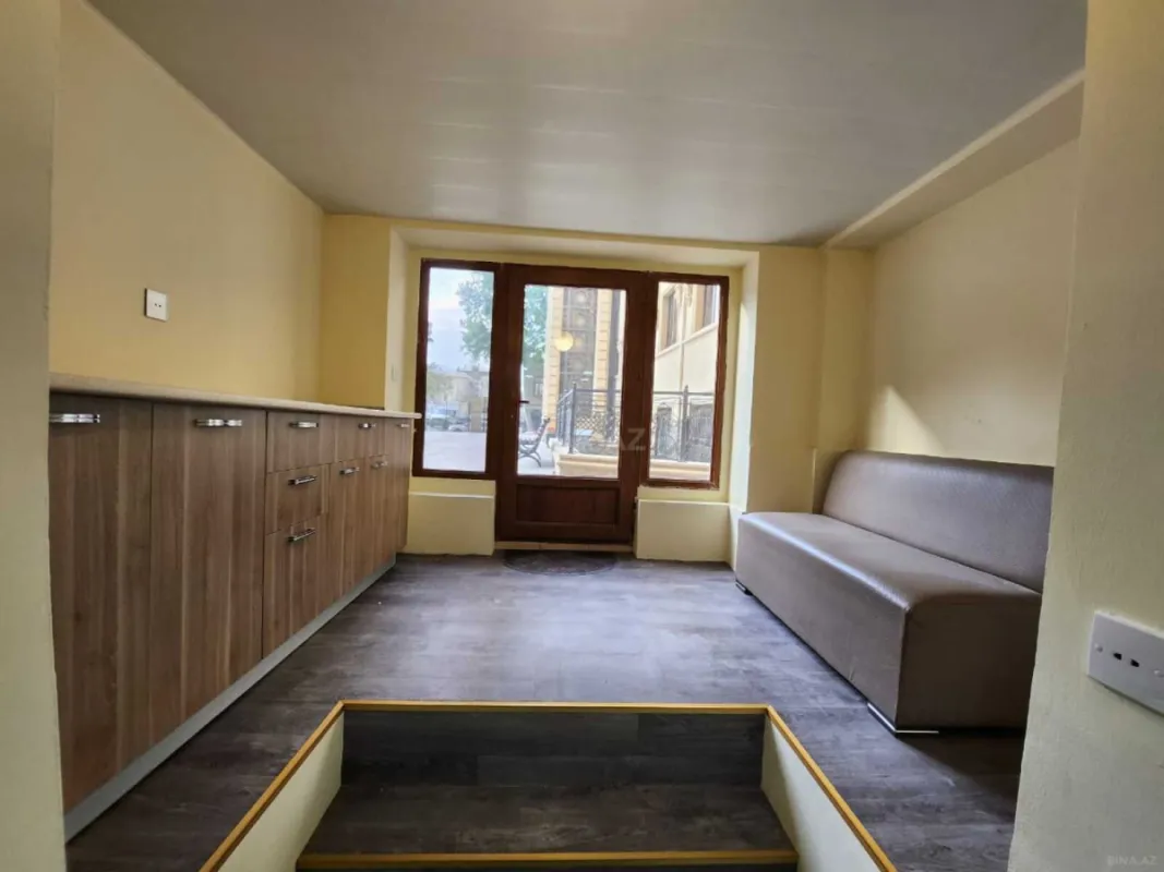 Kirayə verilir 2 otaqlı ofis 35 m²