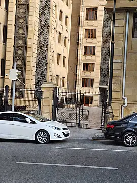 Kirayə verilir 2 otaqlı ofis 35 m² — Bakı, İçərişəhər 2 otaq 35.00 m²