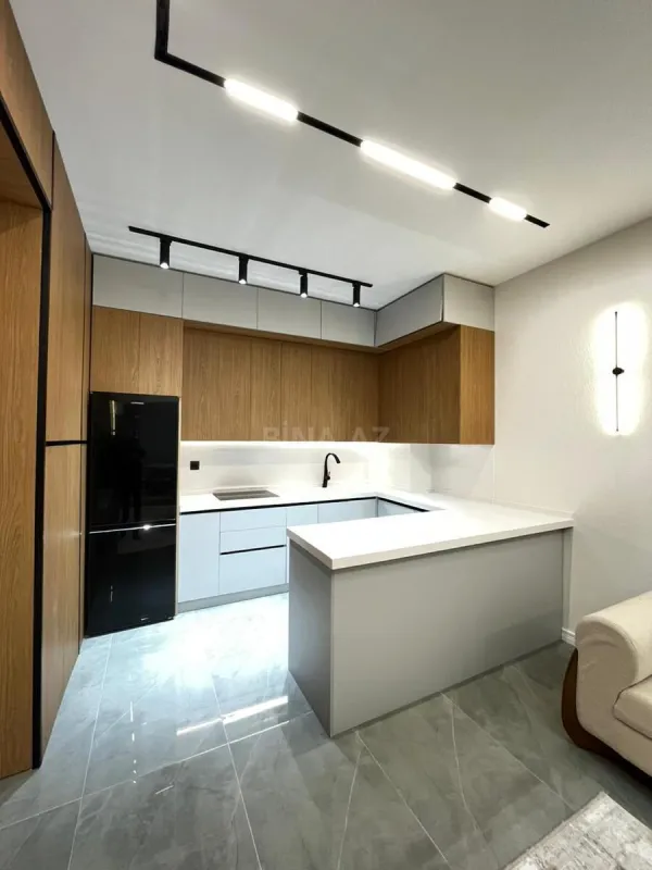 Satılır 2 otaqlı mənzil 70 m²