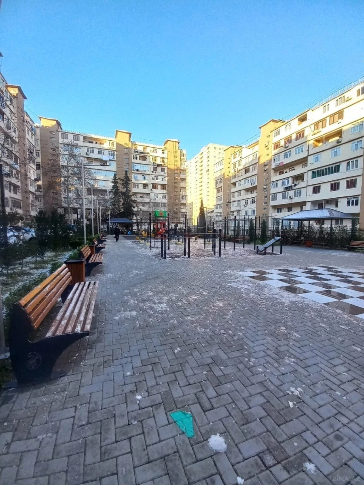 Satılır 2 otaqlı mənzil 49 m²